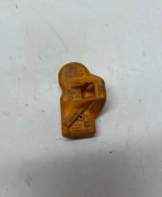 BMW 6 F12 F13 Tire pressure sensor 6856227