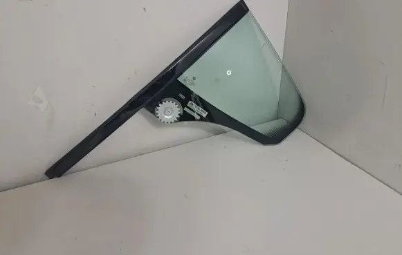 BMW 8 G14 Rear door window glass 7484249 7435451