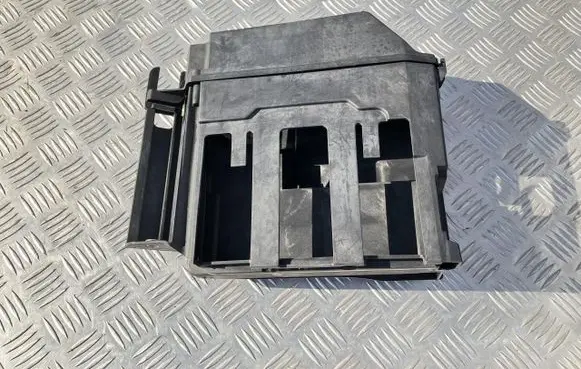 BMW X1 F48 F49 Engine control unit box TM19495