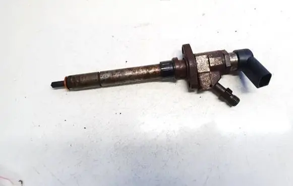 Ford Kuga I Fuel injector 9657144680