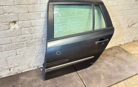 Renault Laguna II Rear door