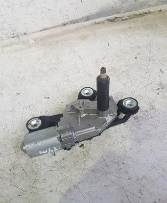 Ford Focus Rear window wiper motor BV6117K441AA
