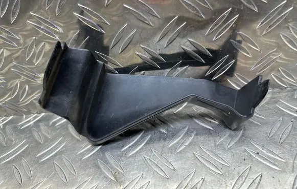 Renault Zoe Front bumper lower grill 960178561R 2300664X