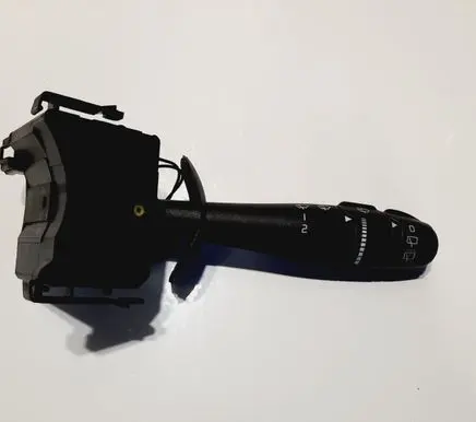 Renault Laguna II Wiper control stalk 8200328896
