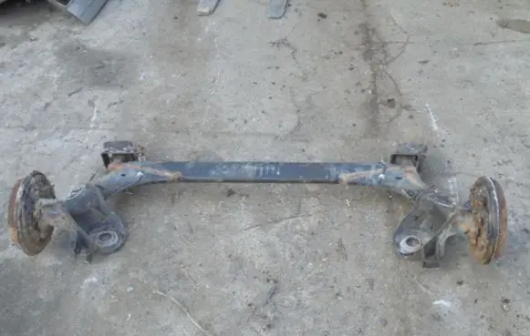 Skoda Octavia Mk1 (1U) Rear bumper support beam 