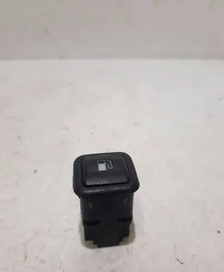 Volkswagen Golf IV Fuel tank opening switch 3B0959833A 0103