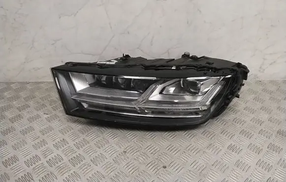 Audi Q7 4M Headlight/headlamp 4M0941783C