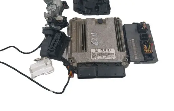 Volkswagen Touran I Engine ECU kit and lock set 03G906016HK