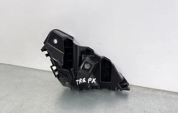 Volkswagen Touareg III Front bumper mounting bracket 760807183C