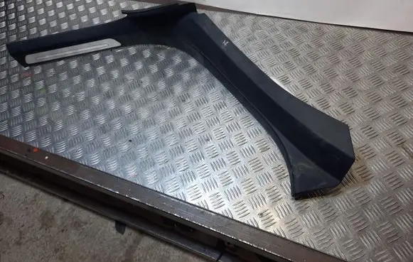 Audi A8 S8 D4 4H Rear sill trim cover 4H4867607