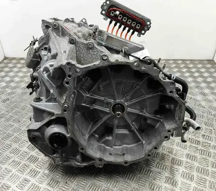 Toyota Prius (XW50) Automatic gearbox 3090047090