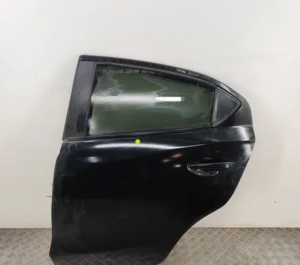 Mazda 2 Rear door D0Y07302XK
