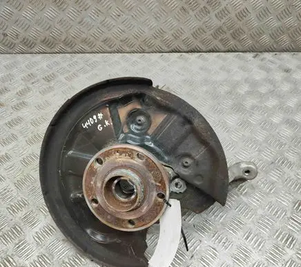 Volkswagen Tiguan Rear wheel hub 5Q0615611S 5QF505435F