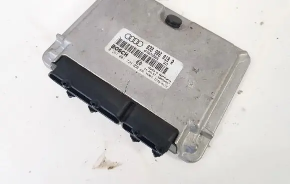 Audi A4 S4 B5 8D Engine control unit/module 038906018R 0281001726