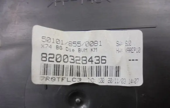 Renault Laguna II Speedometer (instrument cluster) 8200328436