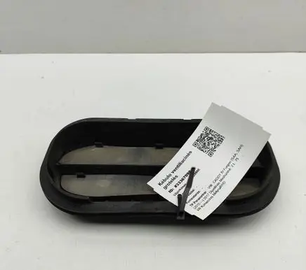 Volkswagen Caddy Quarter panel pressure vent 6R0819465A