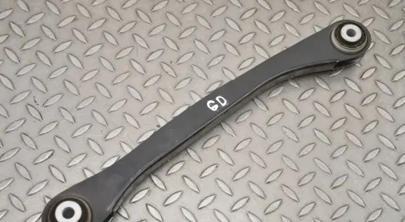 BMW 5 G30 G31 Rear upper control arm/wishbone 6861125
