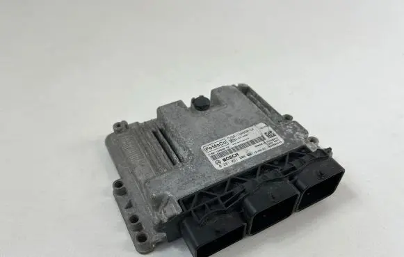 Ford Focus Engine control unit/module CV6Q12A650CA 0281031006