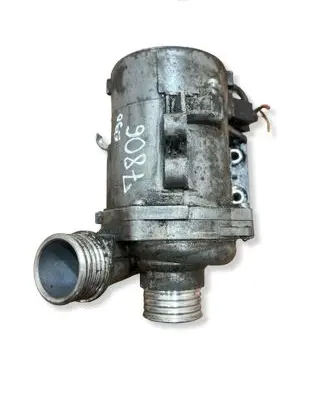 BMW 3 E90 E91 Water pump 7586924