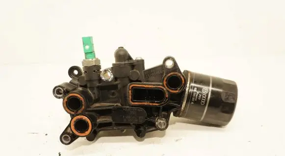 Skoda Fabia Mk3 (NJ) Oil filter mounting bracket 04B115389B