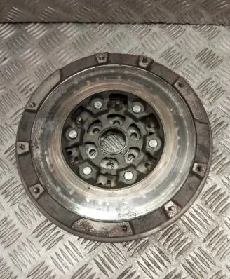Opel Vectra C Dual mass flywheel 3082600528 323058610 08907