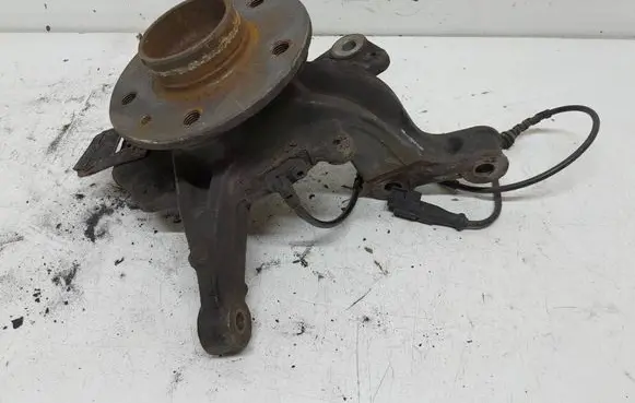 Renault Scenic III - Grand scenic III Front wheel hub 