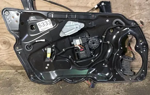 Volkswagen PASSAT B6 Front door window regulator with motor 3C2837755K 969244100 2209