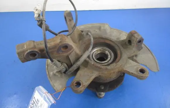 Fiat Sedici Front wheel hub spindle knuckle