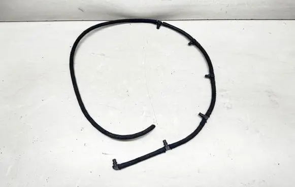 BMW 5 E39 Fuel return line/hose 