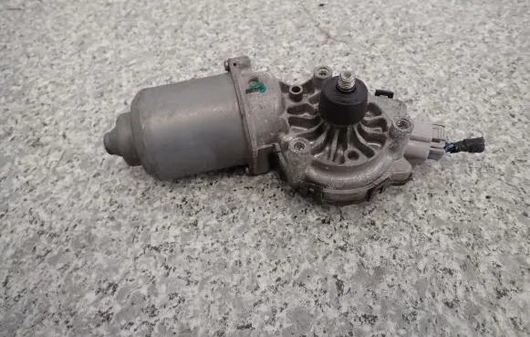 Mitsubishi Colt Wiper motor