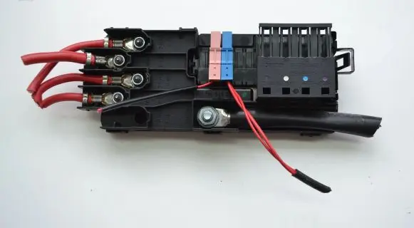 Mercedes-Benz E W211 Fuse box set A2115452301