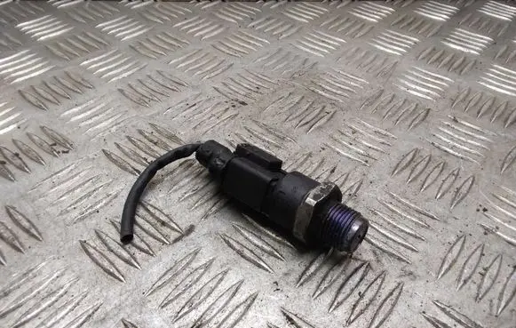 Fuel pressure sensor