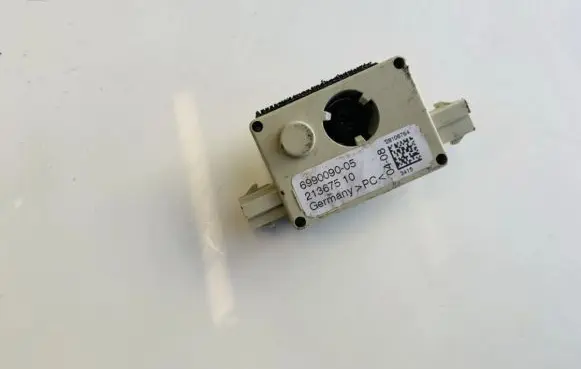 Antenna control unit