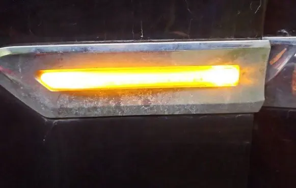 BMW 7 F01 F02 F03 F04 Front indicator light 7203371 IMPRK1517732
