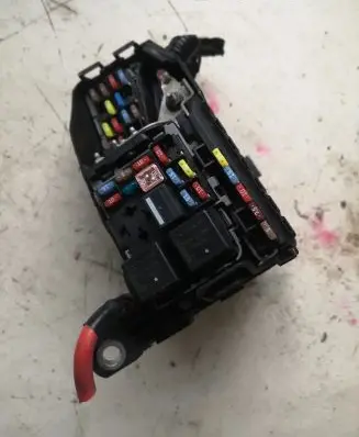 Volvo V70 Fuse module