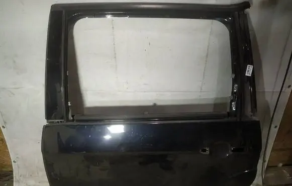 Ford Galaxy Rear door juodos