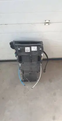 Dacia Sandero Interior heater climate box assembly 272704610R