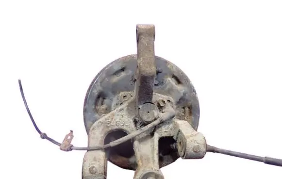 Suzuki Liana Rear wheel hub spindle/knuckle 
