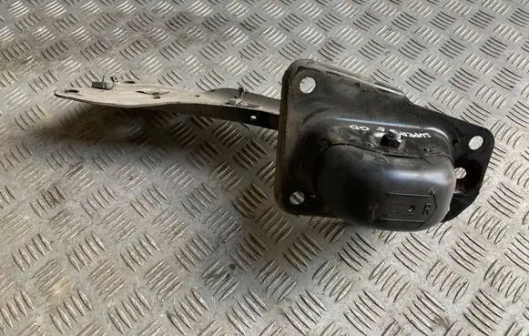 Skoda Superb B8 (3V) Rear upper control arm/wishbone 5Q0505226C