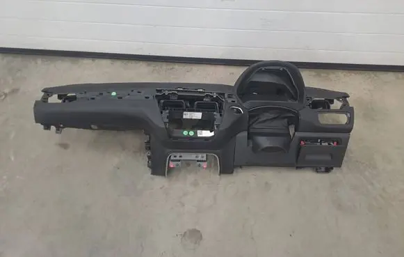 BMW X1 F48 F49 Dashboard 2566134SW1 07052019 506029132
