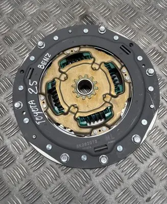 Toyota RAV 4 (XA50) Clutch set kit 8K262073 3127033030