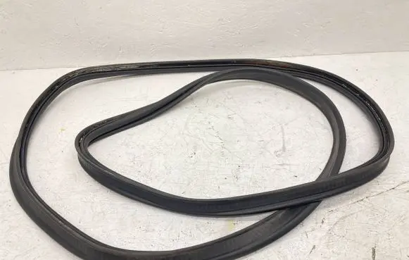 Audi A5 8T 8F Seal rubber (tailgate) 
