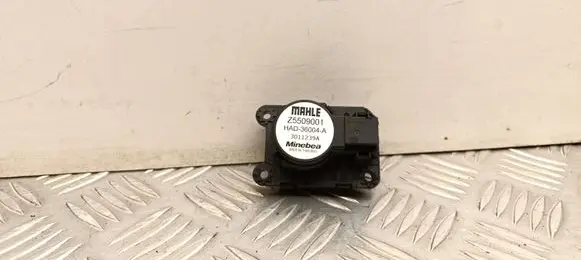 Opel Crossland X Air flap motor/actuator Z5509001