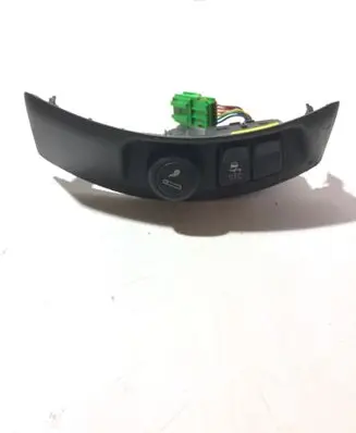 Volvo V50 Cigarette lighter 8686026