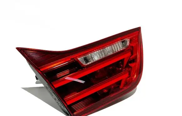 BMW M4 F82 F83 Tailgate rear/tail lights 8059655 17694