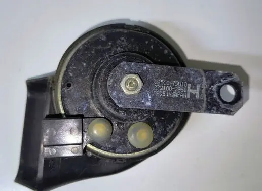 Lexus CT 200H Horn signal 8651075010