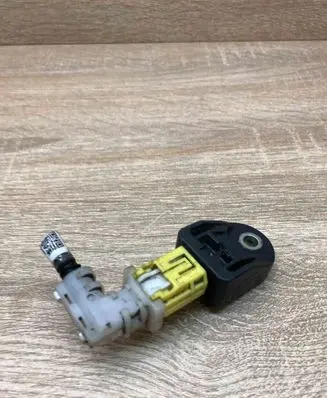Toyota Prius+ (ZVW40) Airbag deployment crash/impact sensor 8917312170 WITHPLUG