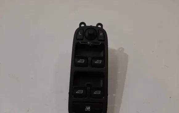 Volvo V50 Electric window control switch 30773428 30773427 30773429