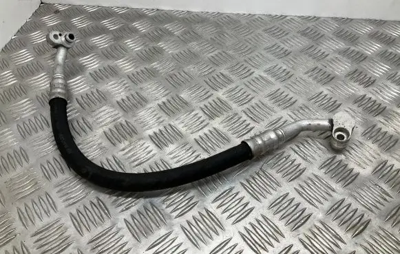 Air conditioning (A/C) pipe/hose