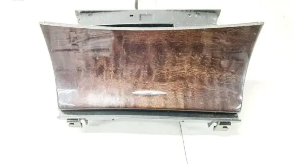 Mercedes-Benz E W211 Car ashtray a2118100028